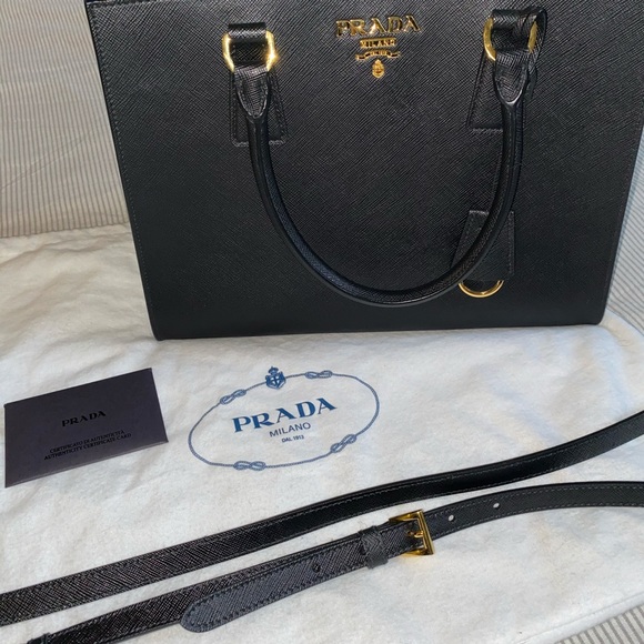 SOLD Prada Nero Saffiano Lux Black New Condition - Picture 8 of 16